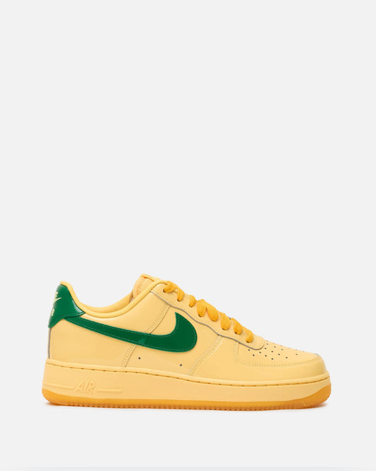 Nike Men's Sneakers Air Force 1 Low in Topaz Gold/Pine Green