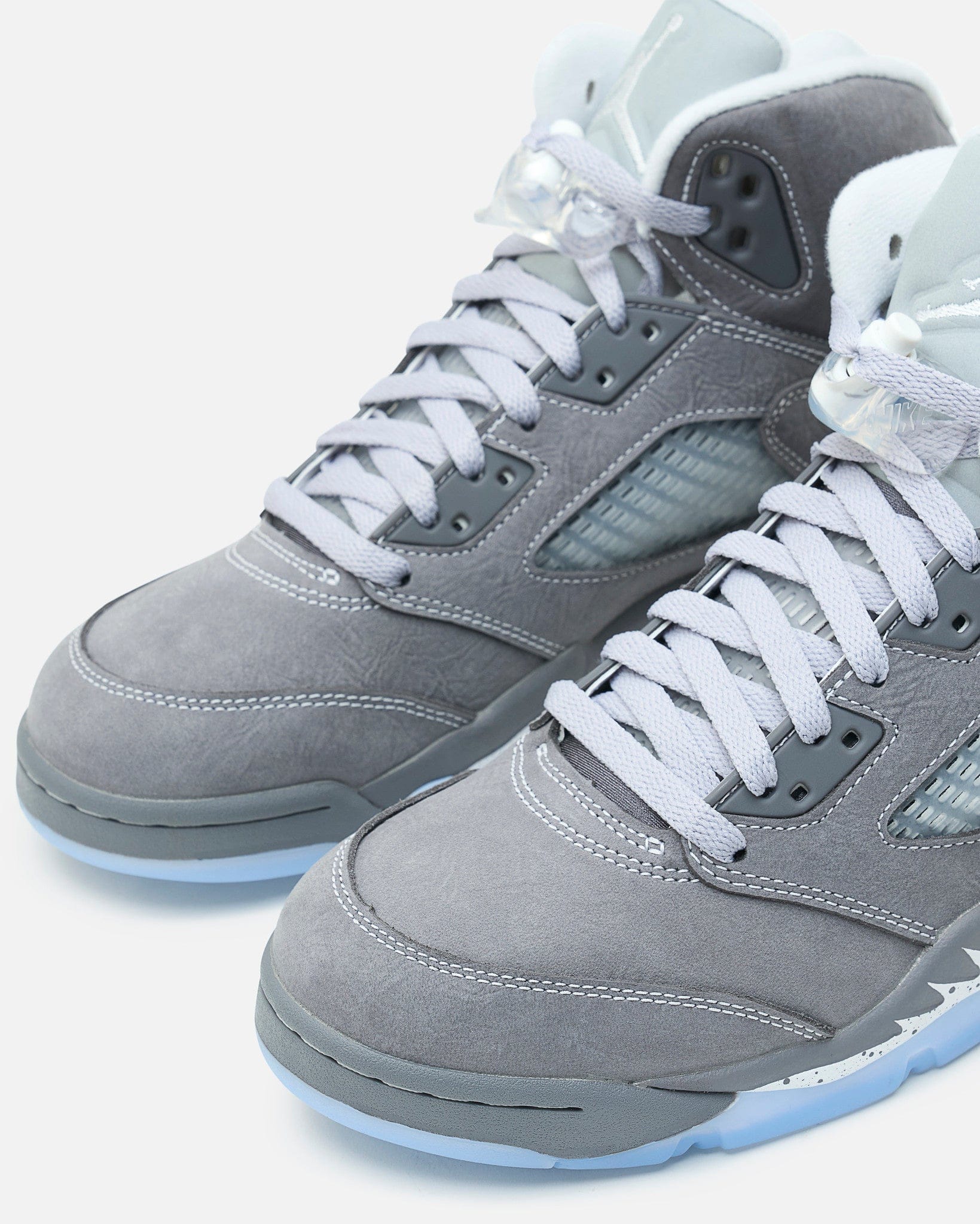 Jordan Releases Air Jordan 5 'Wolf Grey'