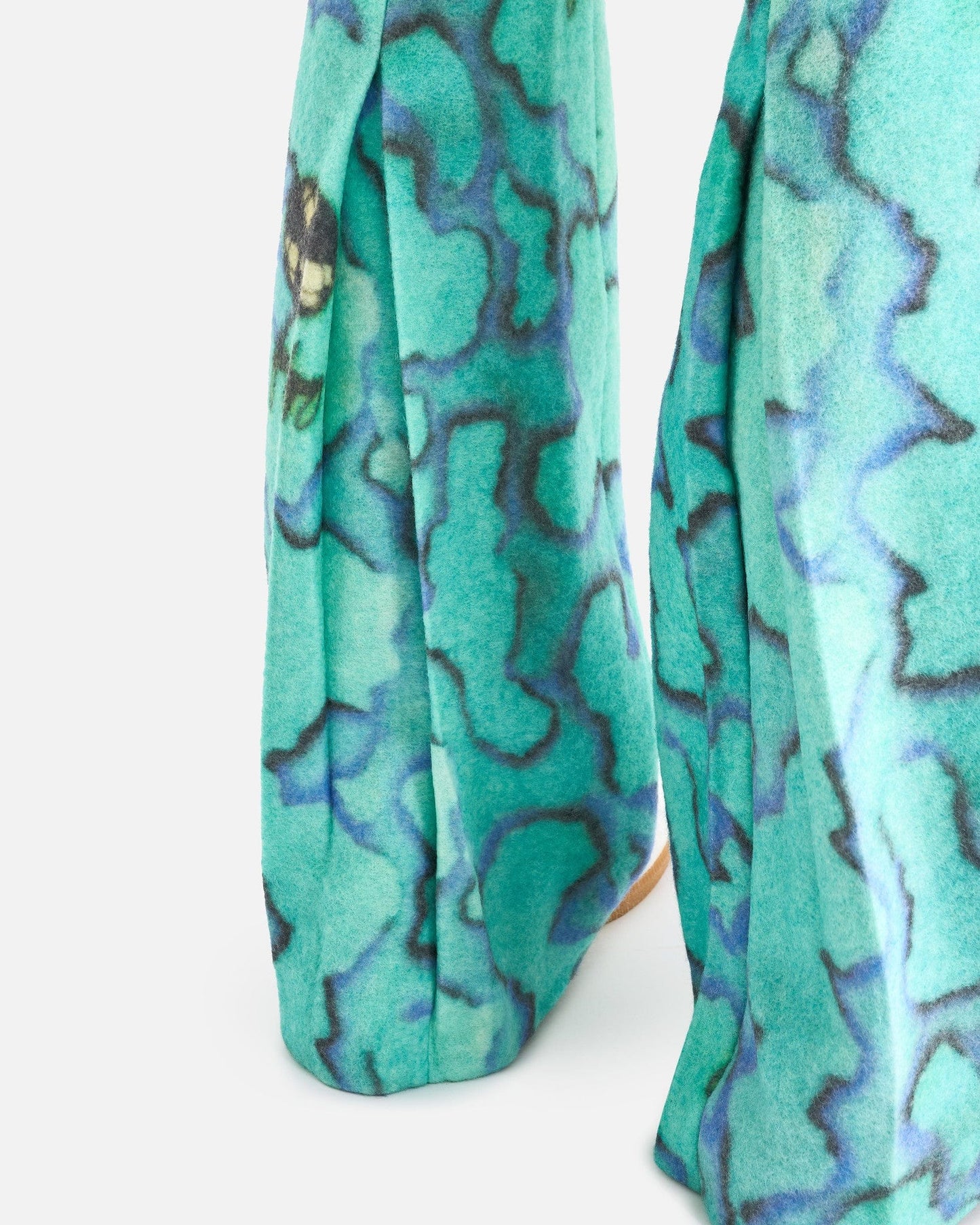 ERL Men's Pants Back Vent Straight Leg Woven Trousers in Blue/Green