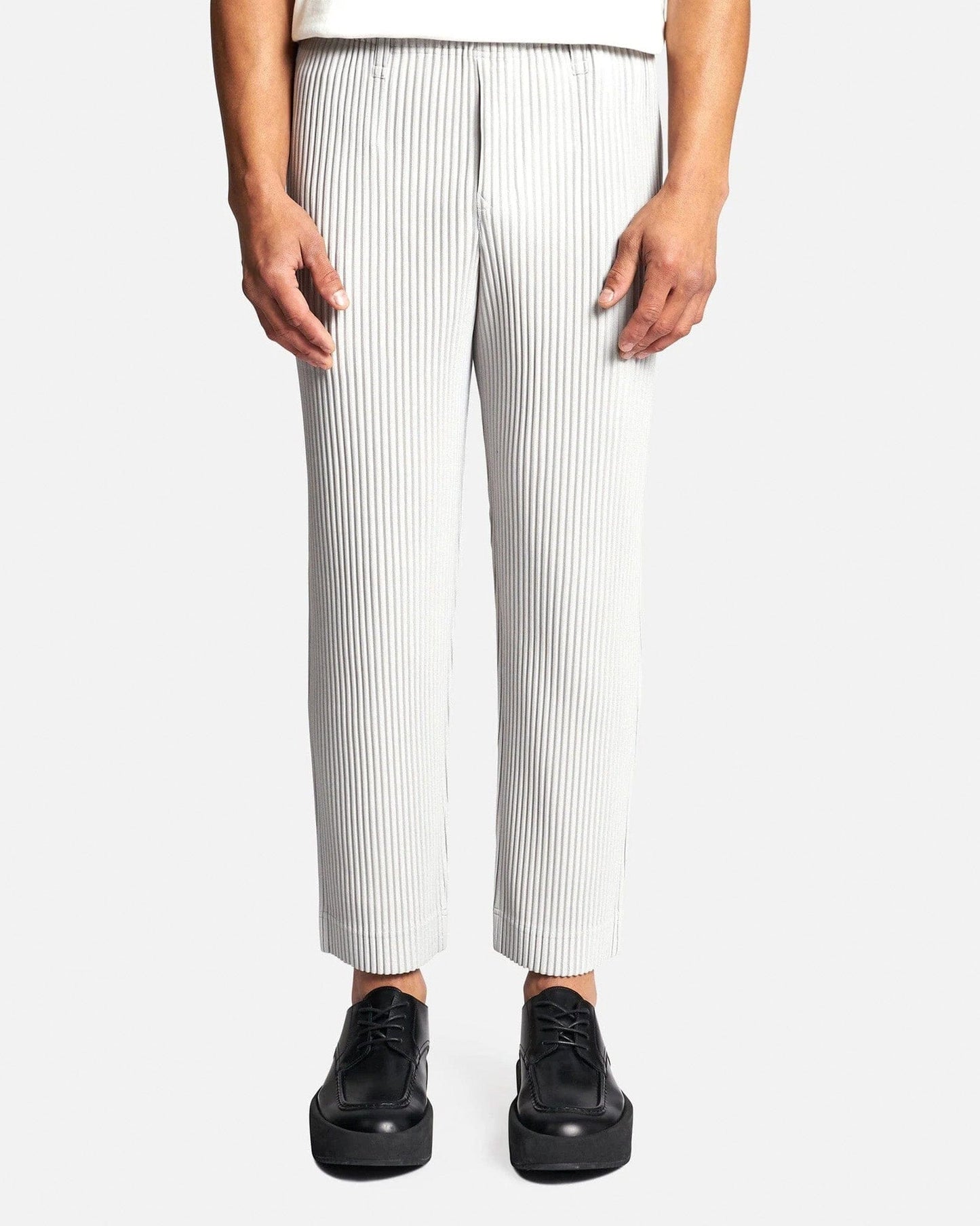 Homme Plissé Issey Miyake Men's Pants Basics Pleated Trousers in Light Gray