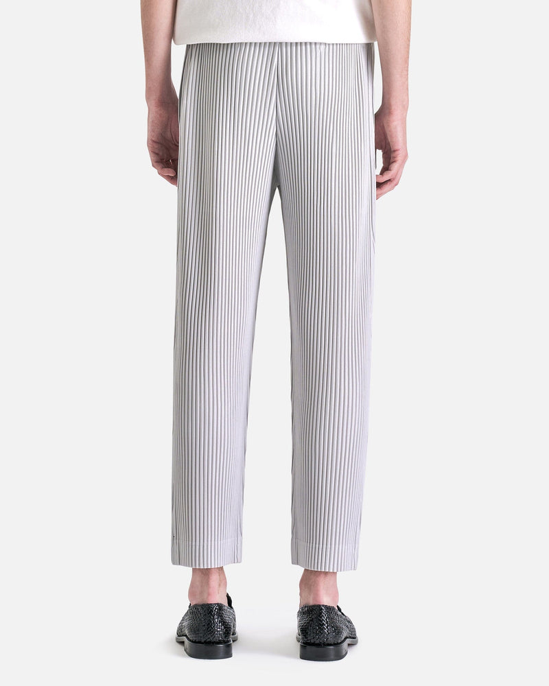 Homme Plissé Issey Miyake Men's Pants Basics Pleated Trousers in Light Gray