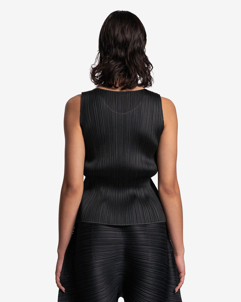 Basics Sleeveless Top in Black