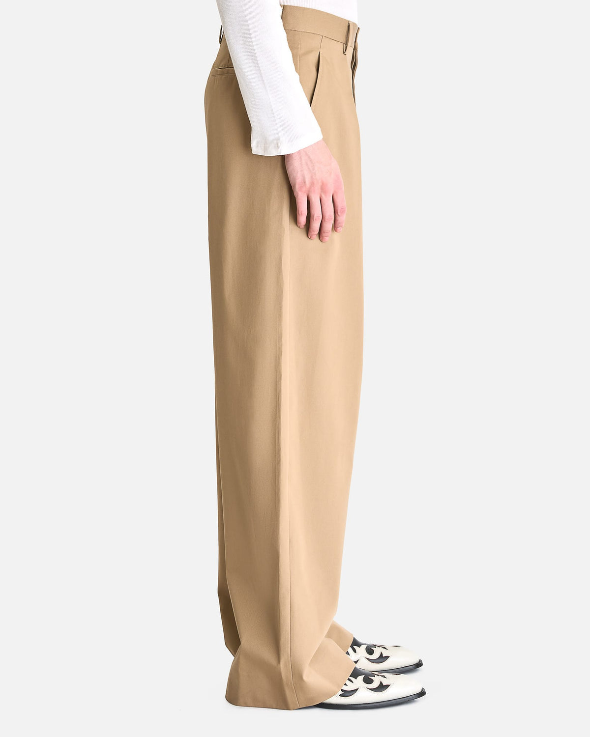 Ann Demeulemeester Men's Pants Botel Wide Leg Pleated Trousers in Sand
