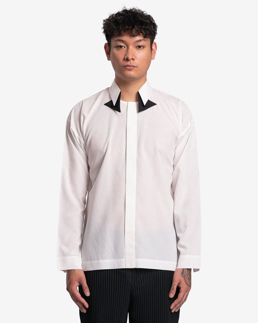 Homme Plissé Issey Miyake Men's Shirts Bow-Tie Press Shirt in White/Black