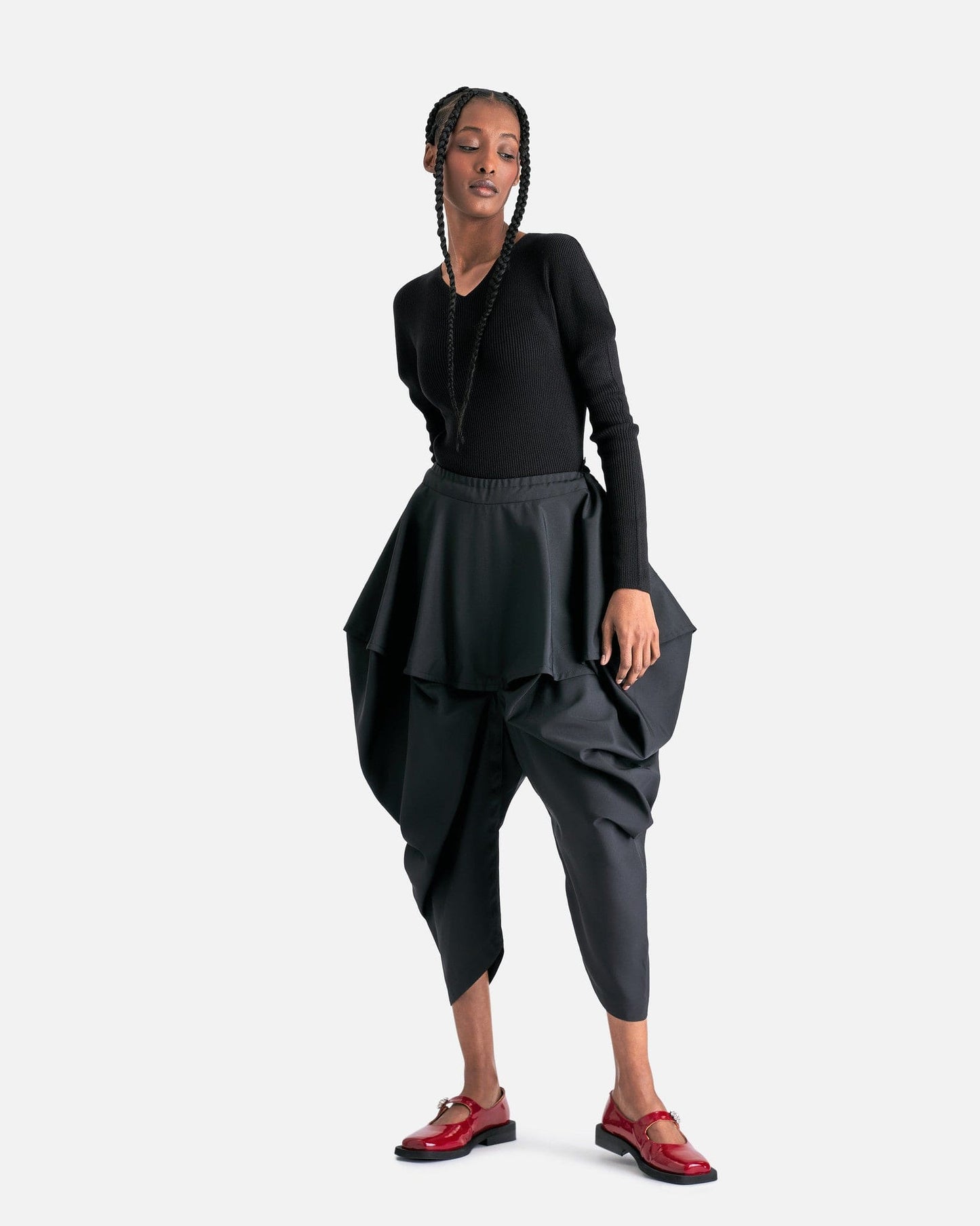 132 5. Issey Miyake Women Pants Bubble Solid Pants in Black