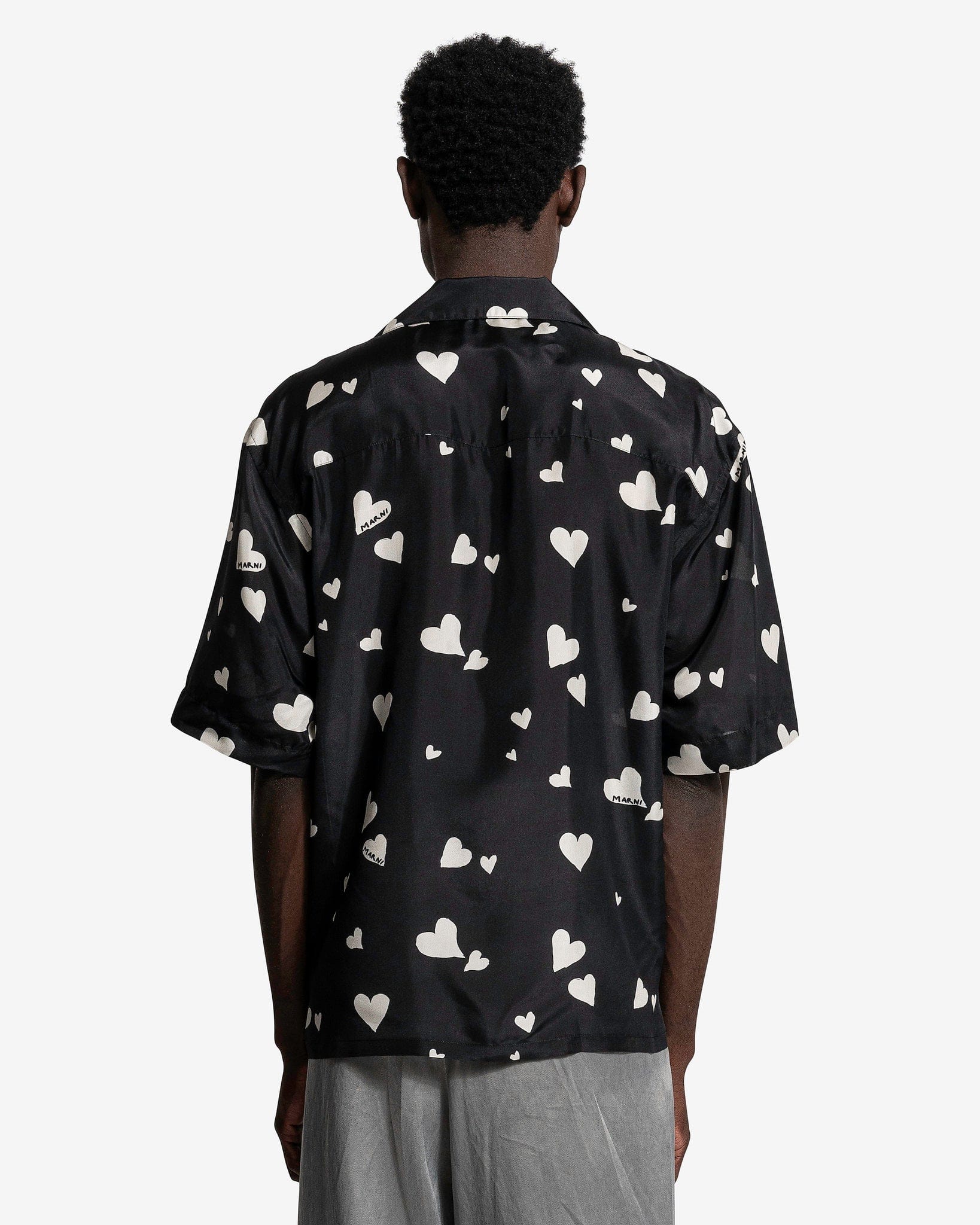 Bunch of Hearts Silk Shirt in Black – SVRN