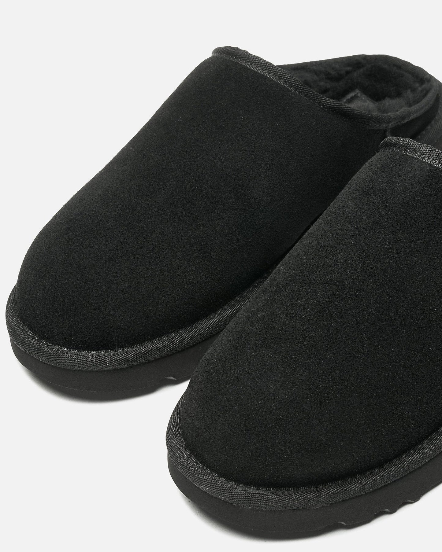 UGG Men's Shoes Classic Slip-On in Black