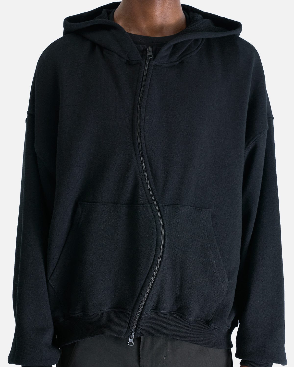 FFFPOSTALSERVICE Men's Jackets Curved Zip-Up Round Hem Hoodie in Black