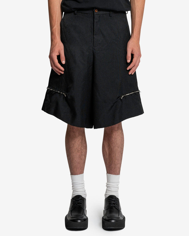 BLACK Comme des Garçons Men's Pants Distressed Zip-Detail Short Pants in Black
