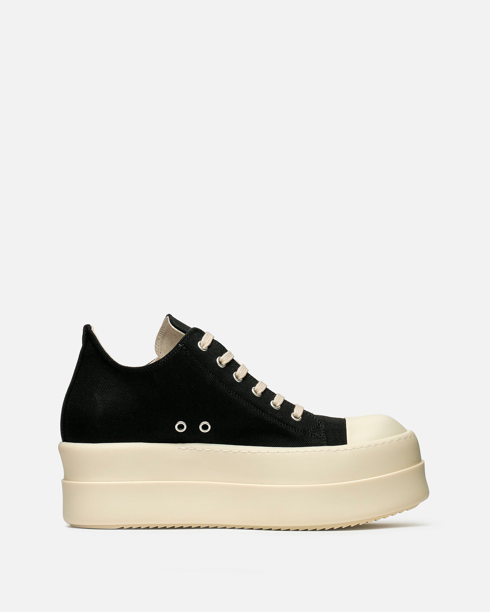 Double Bumper Low Sneaks in Black/Milk - Main Image