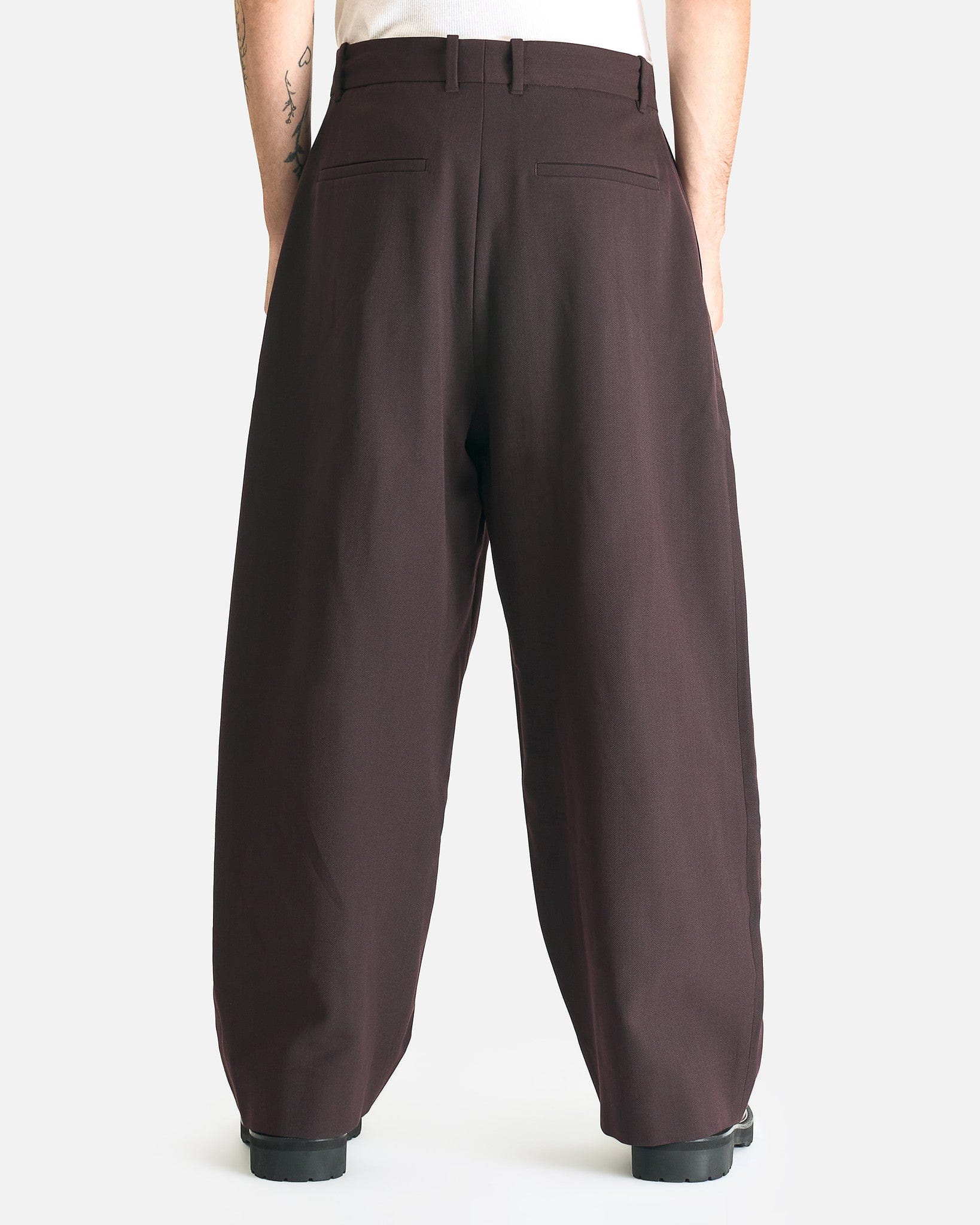 Double Pleat Volume Pant in Espresso Brown – SVRN