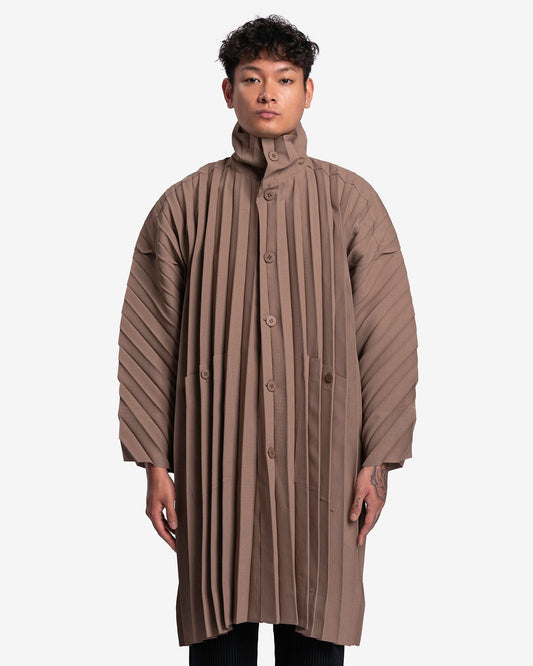 Homme Plissé Issey Miyake Men's Coat Edge Coat Light in Brown