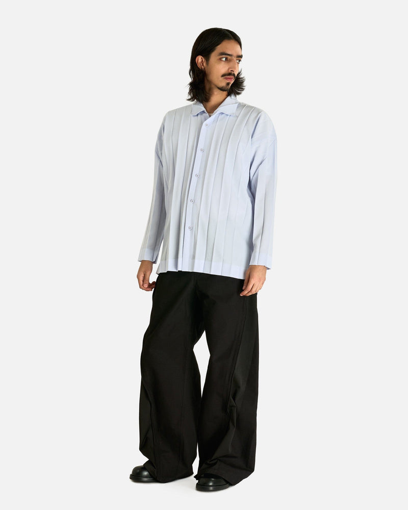 Homme Plissé Issey Miyake Men's Shirts Edge Ensemble Shirt in Sericite Blue