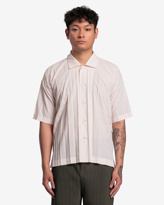 Homme Plissé Issey Miyake Men's Shirts Edge Short Sleeve Shirt in Ivory