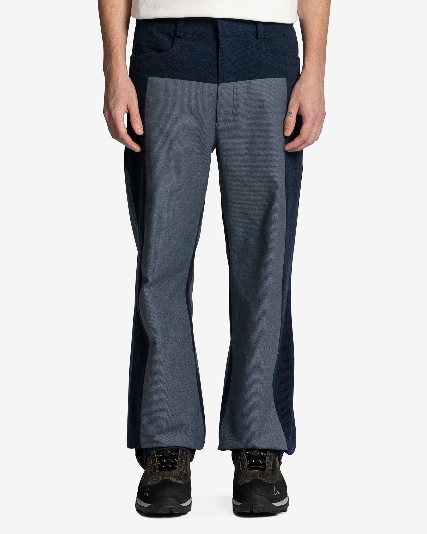 EP. 4 04 Trousers in Navy – SVRN