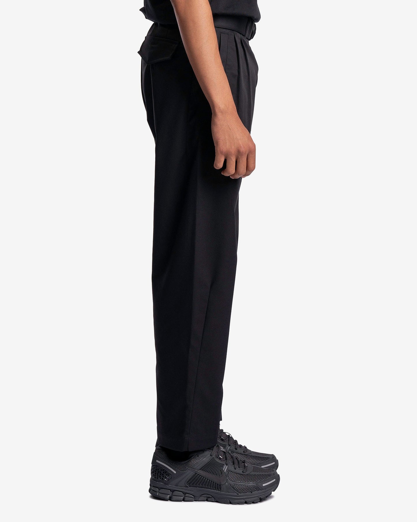 Nike Men's Pants ESC Woven Worker Pants in Black