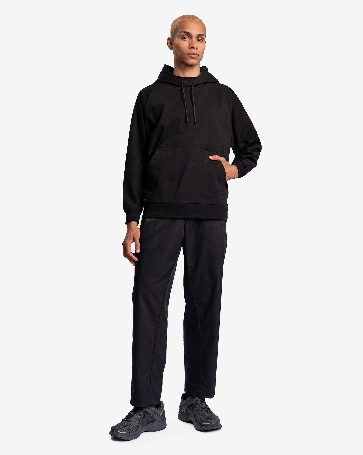 Nike Men's Pants ESC Woven Worker Pants in Black