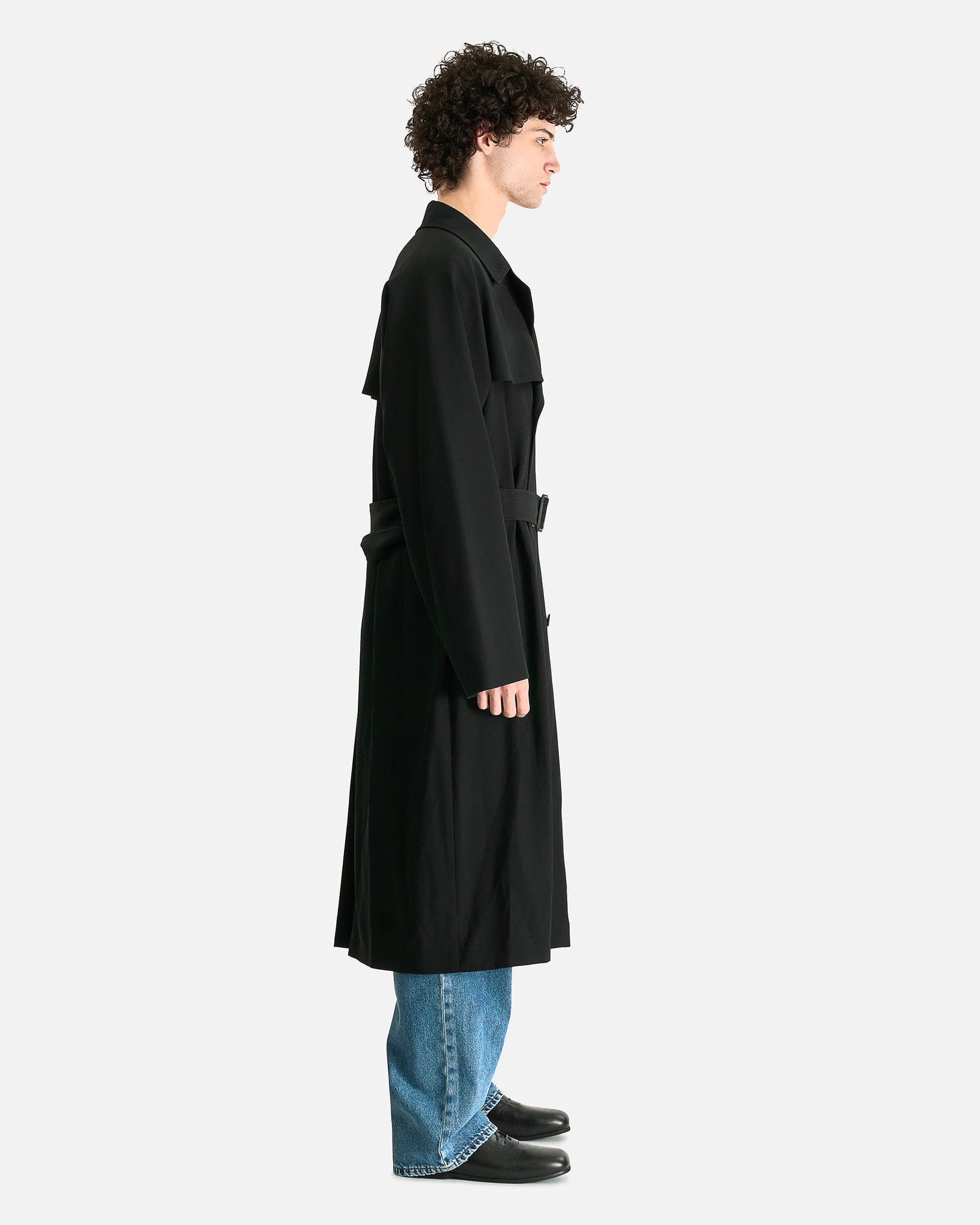 The Row Men's Coat 42 Finnian Coat in Black