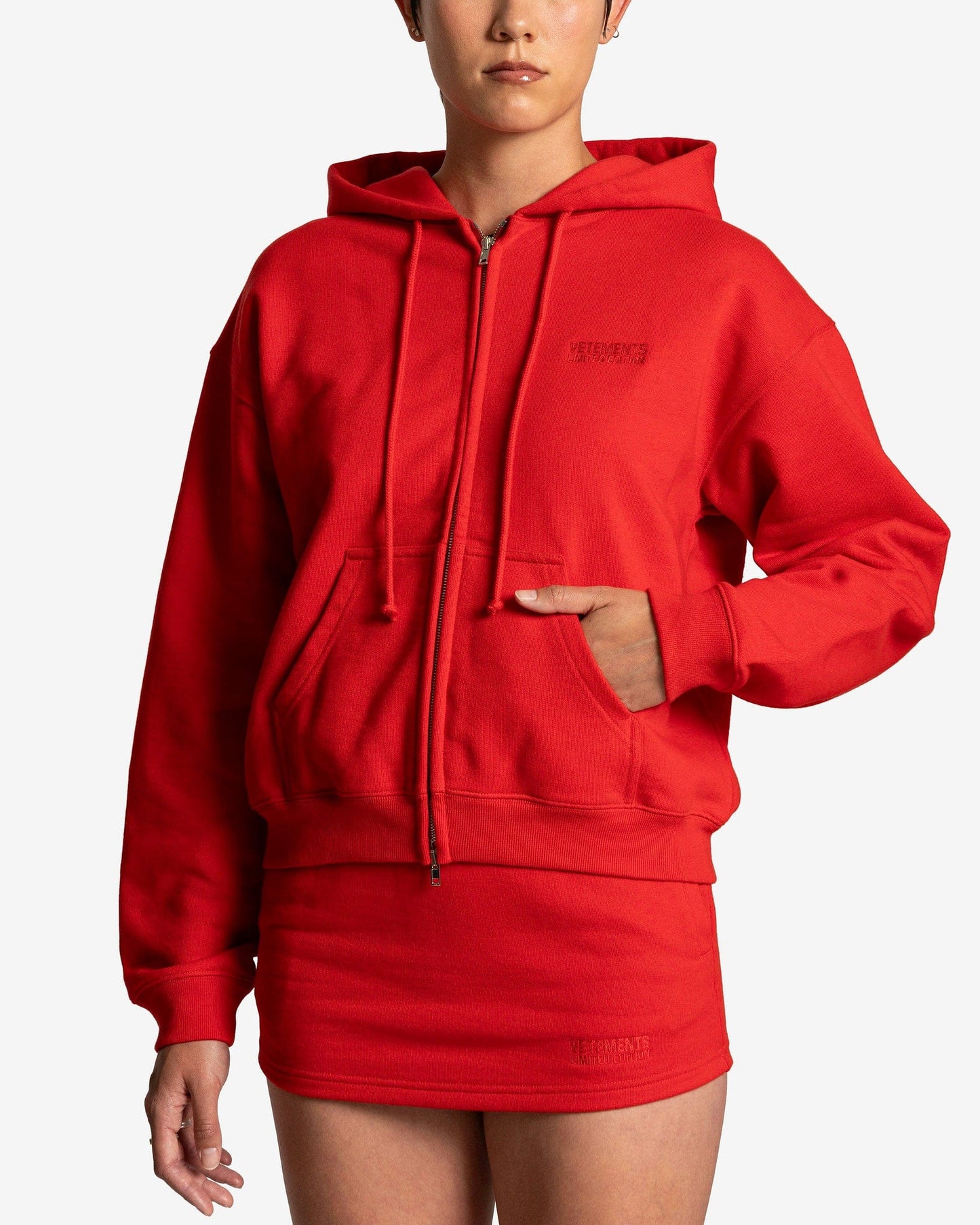 VETEMENTS Women's Sweatshirts Fitted Hoodie in Red