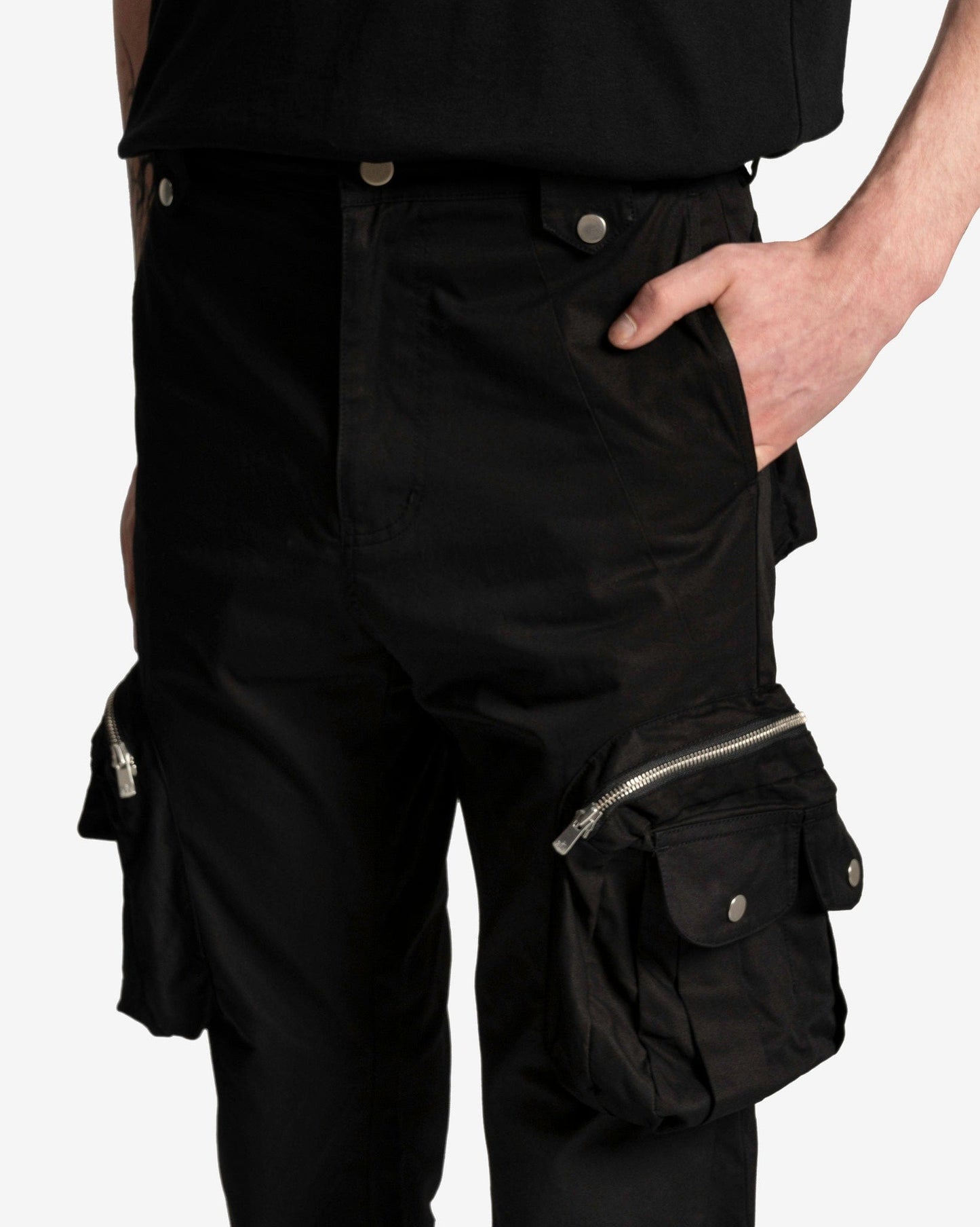 FFFPOSTALSERVICE Flare Cargo V2.5 in Black