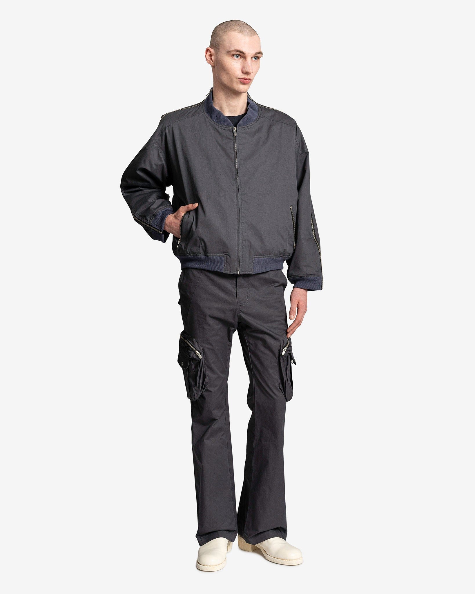 FFFPOSTALSERVICE Men's Pants Flare Cargo V2.5 in Ghost Lilac