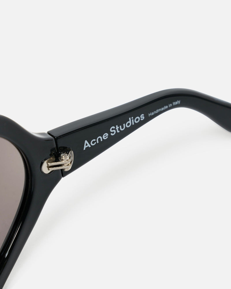 Acne Studios Eyewear O/S Frame Sunglasses in Black