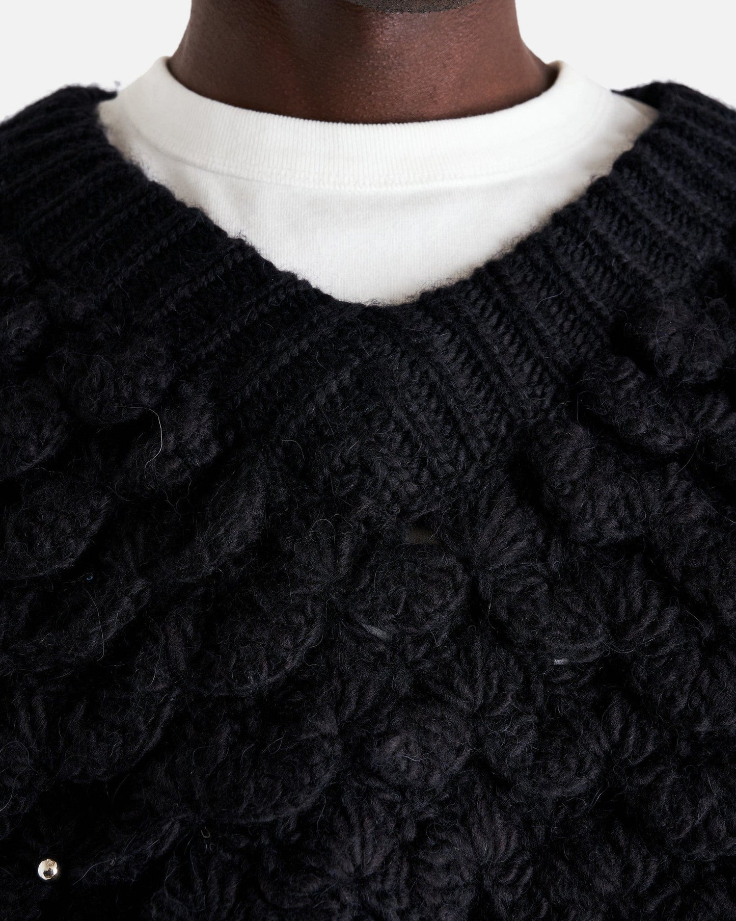 NAMACHEKO Men's Sweater S Fraville V-Neck in Navy