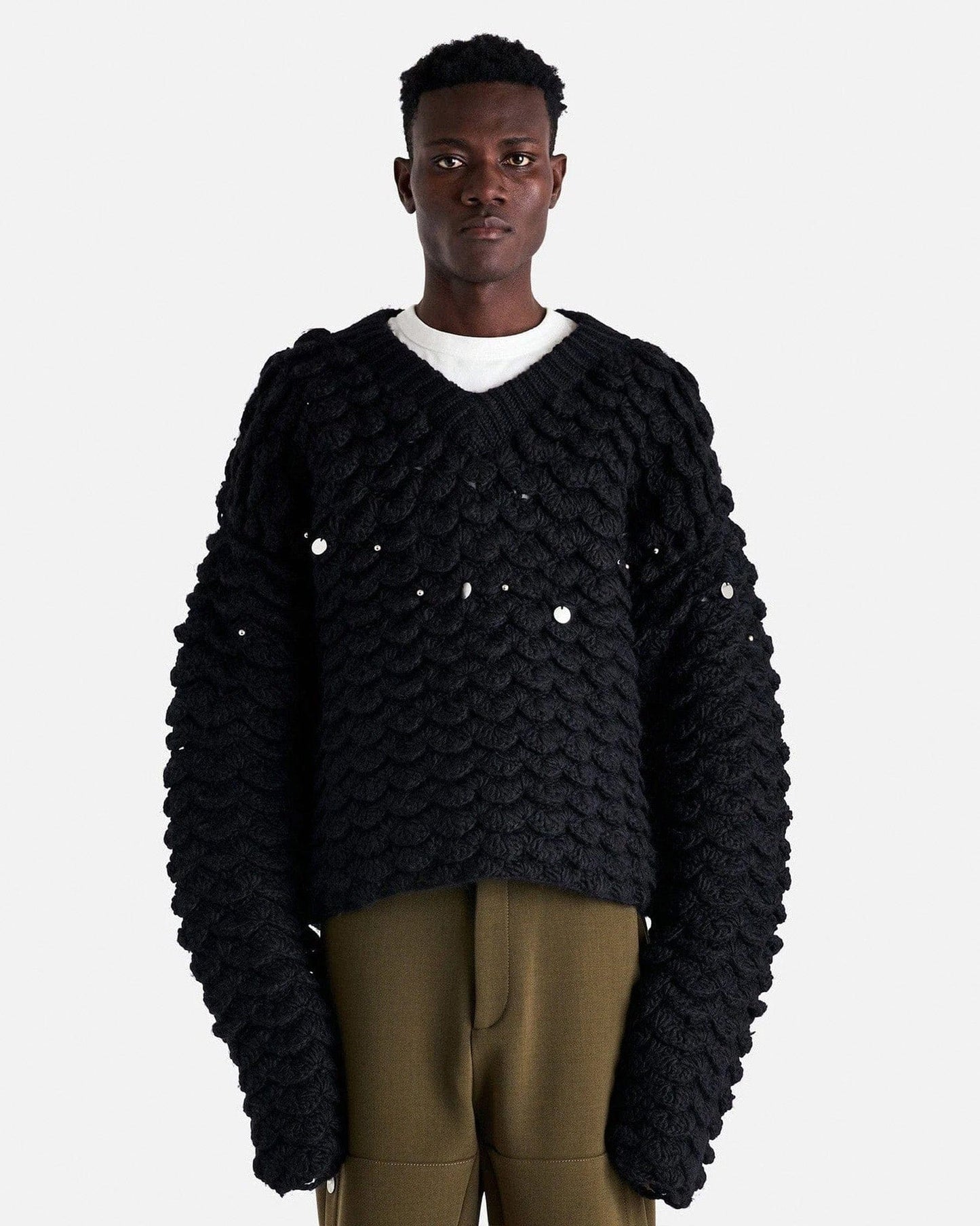 NAMACHEKO Men's Sweater S Fraville V-Neck in Navy