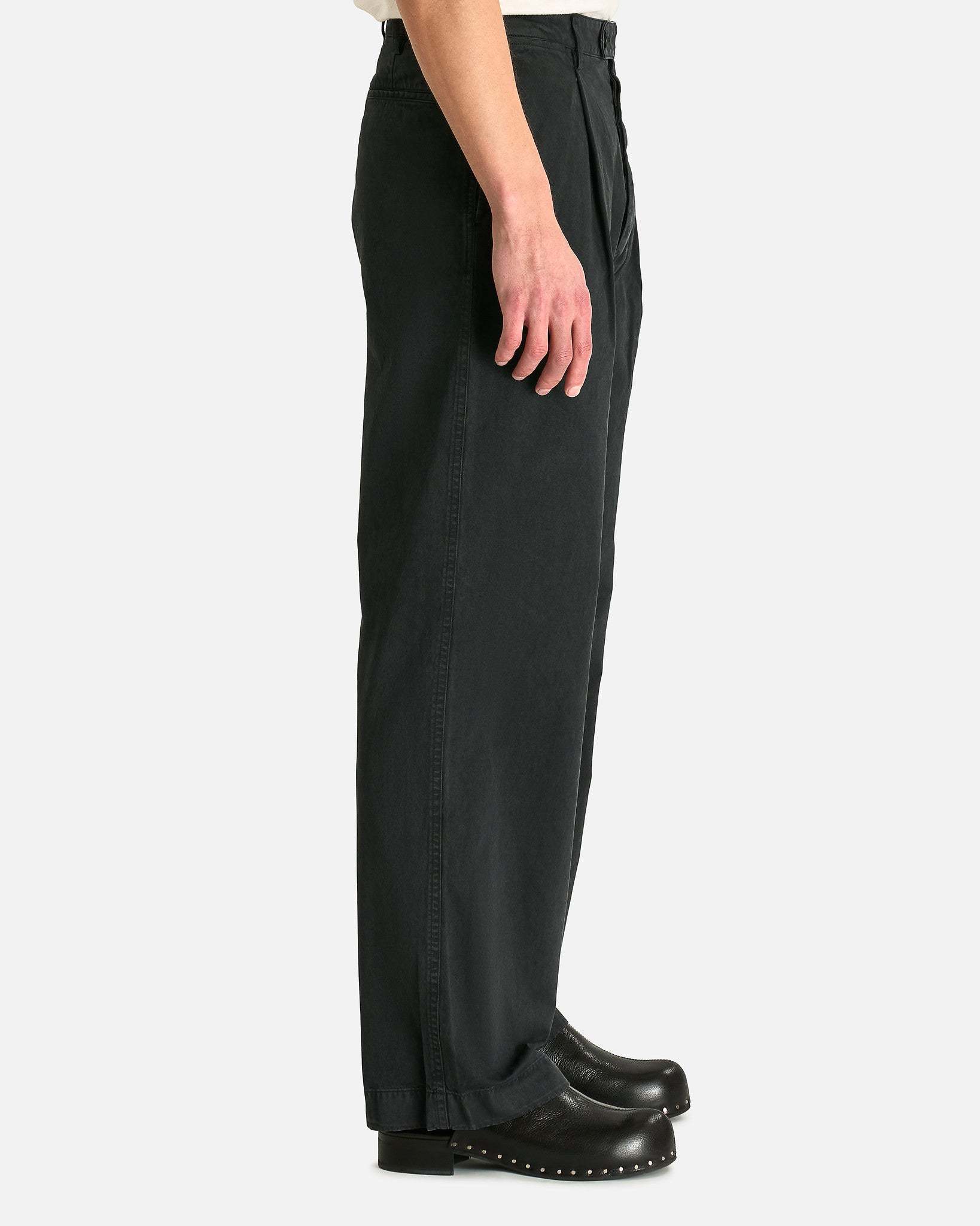 Auralee Men's Pants Garment-Dyed Finx One-Tuck Wide Pant in Black