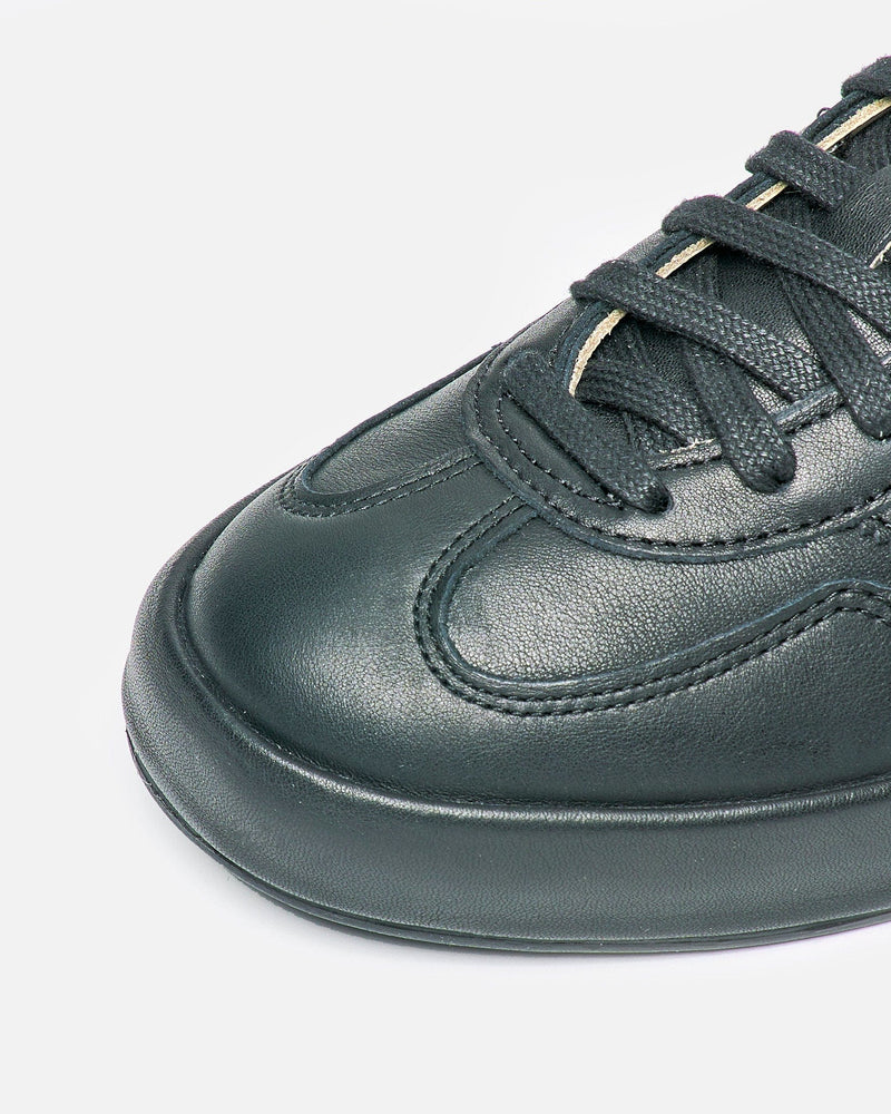 Gazelle Indoor Lux in Black Gazelle Indoor Lux in Black