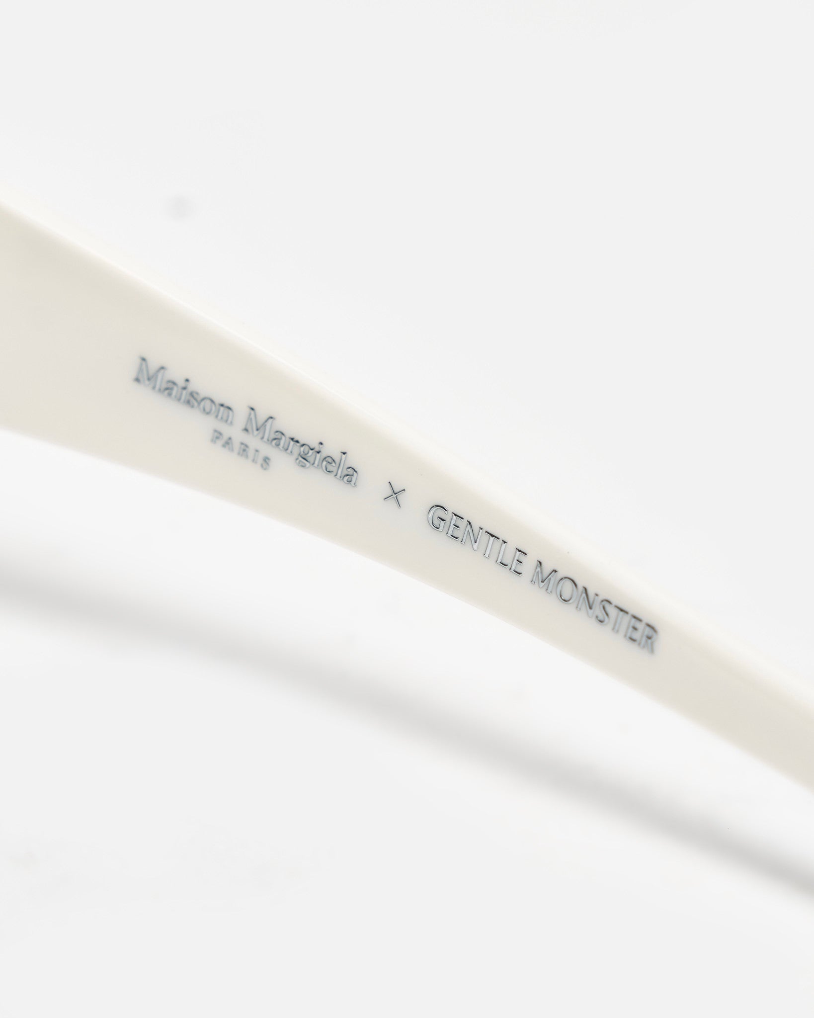 Maison Margiela Eyewear O/S Gentle Monster MM104 W2