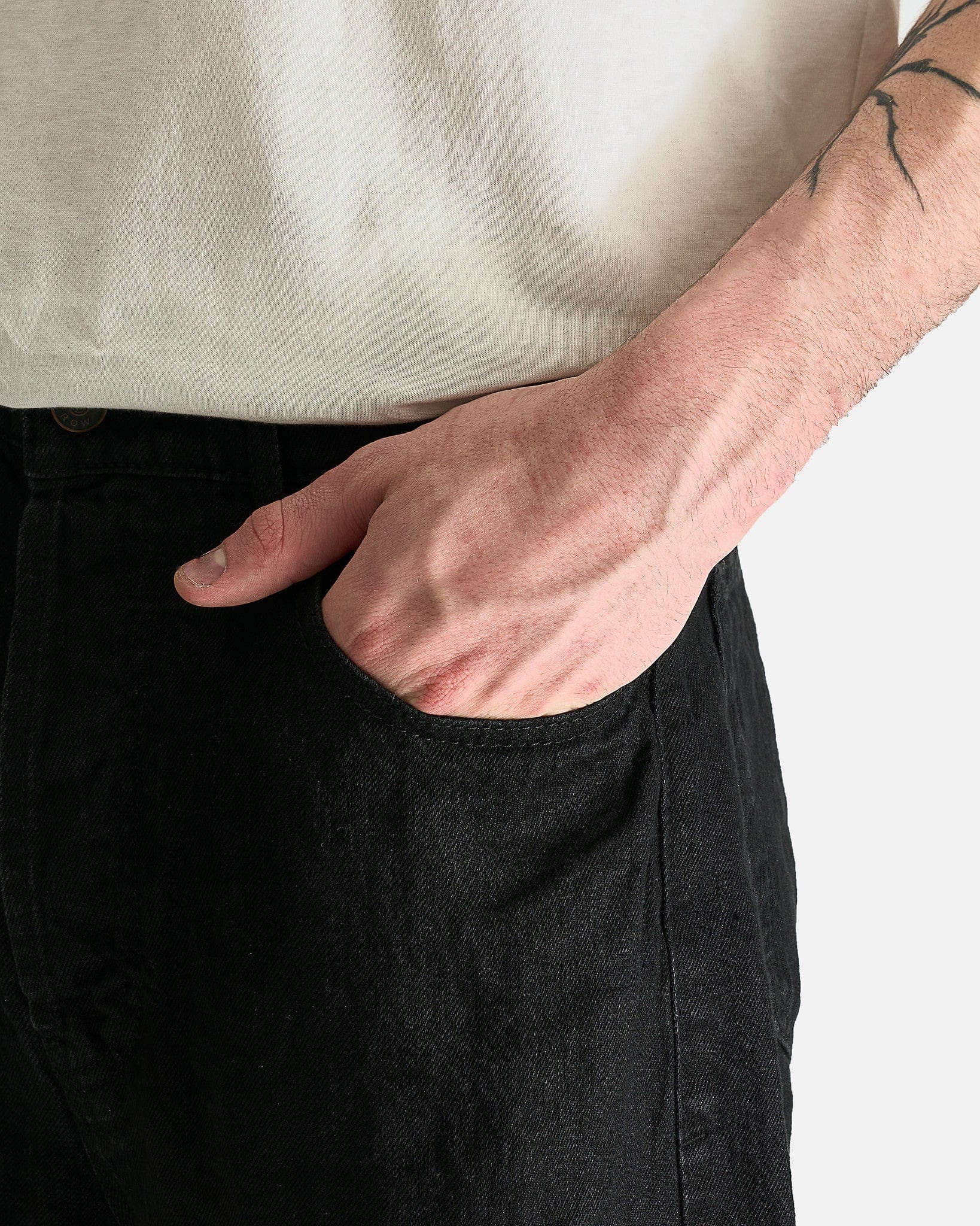 Hartley Jean in Black – SVRN