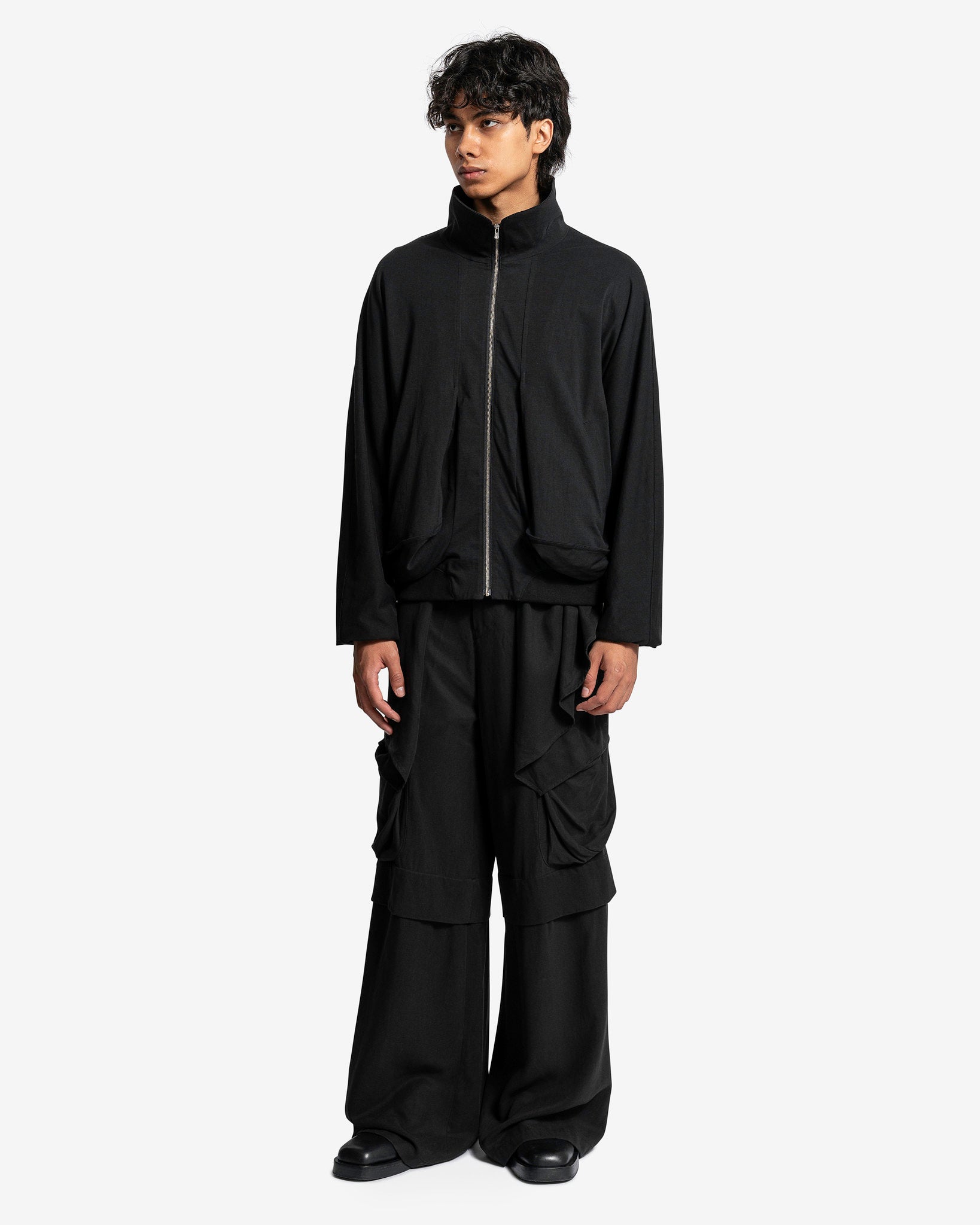 JiyongKim Men's Jackets High-Neck Draped Pocket Jacket in Black