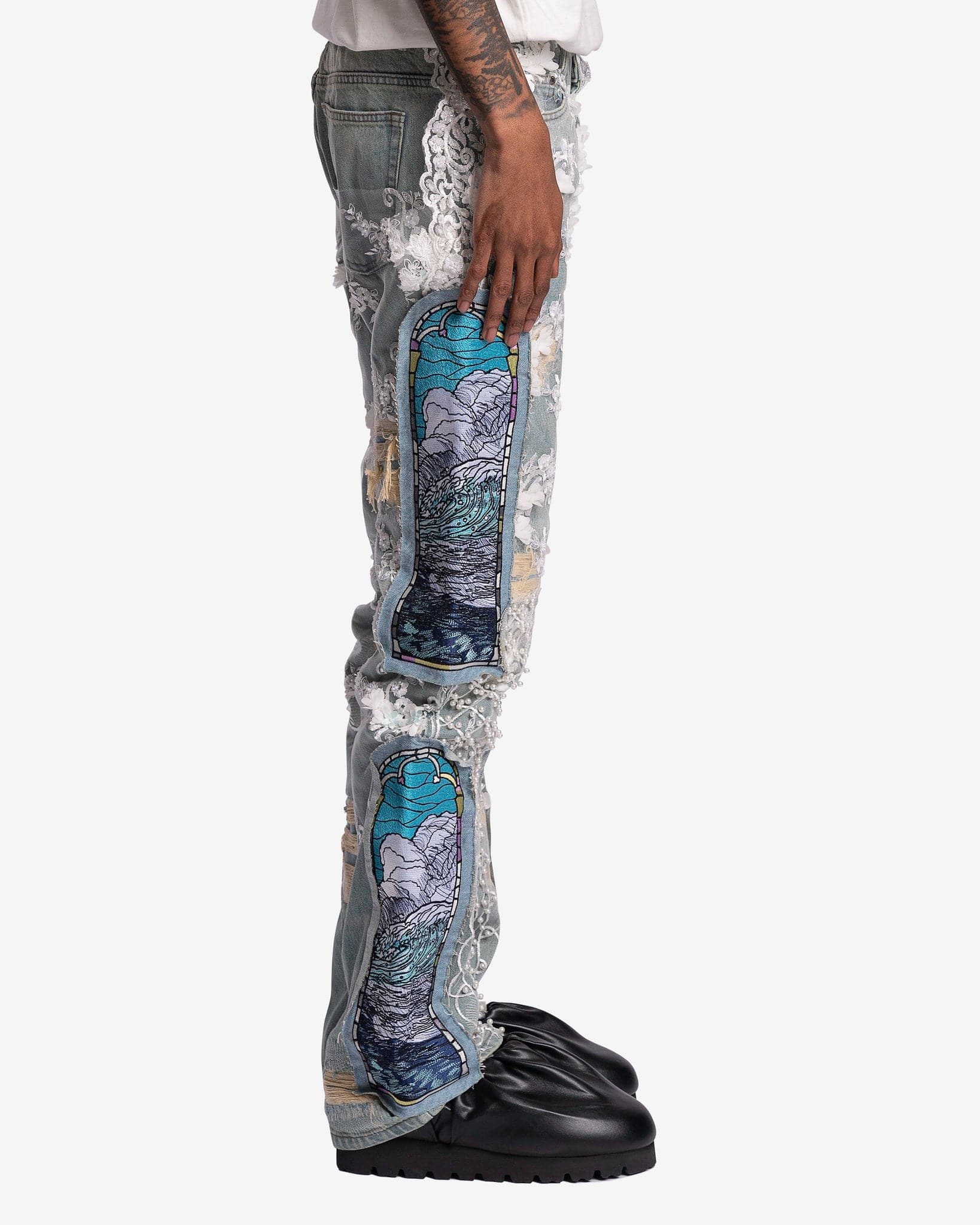 Who Decides War Men's Jeans Jemotts Altar Fusion Denim in Sky