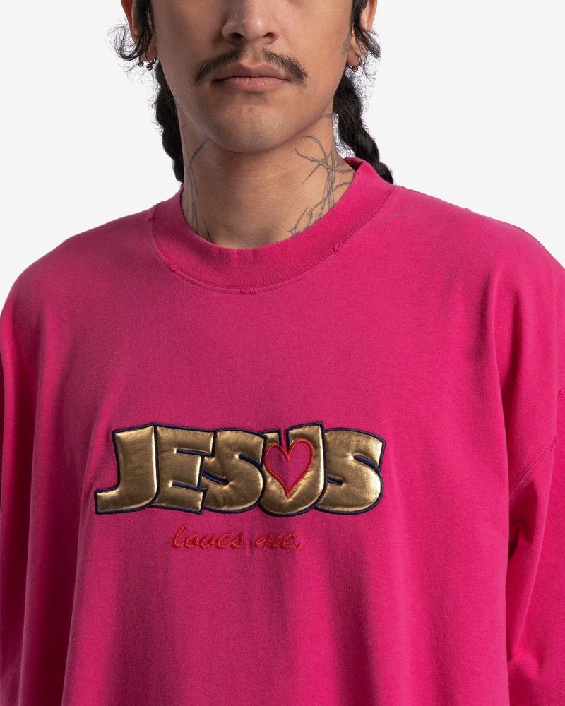 VETEMENTS Men's T-Shirts Jesus Loves You T-Shirt in Faded Hot Pink