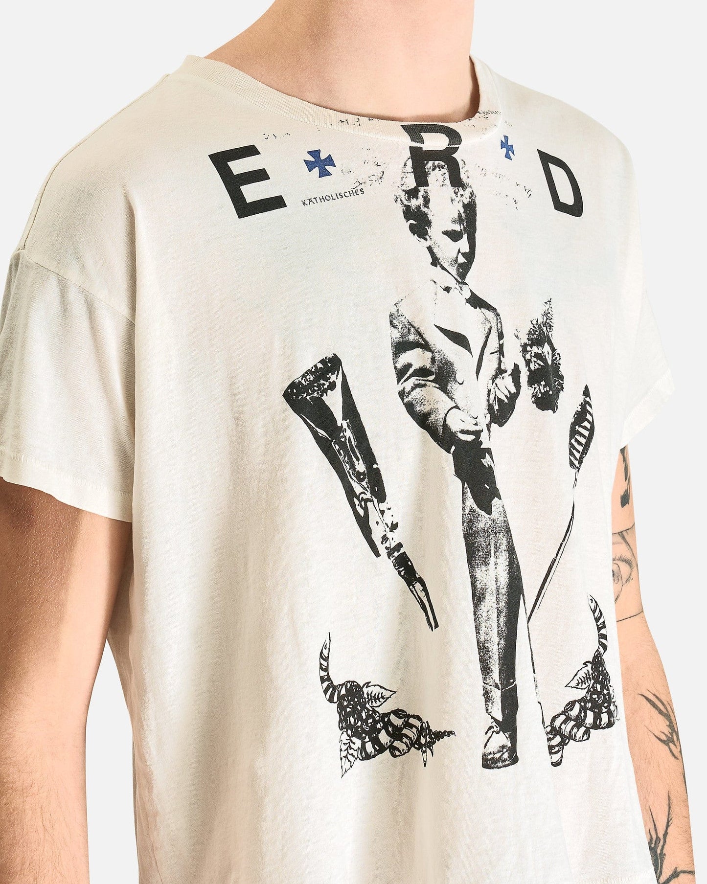 Enfants Riches Deprimes Men's T-Shirts Katholisches Toothbrush T-Shirt in Faded White