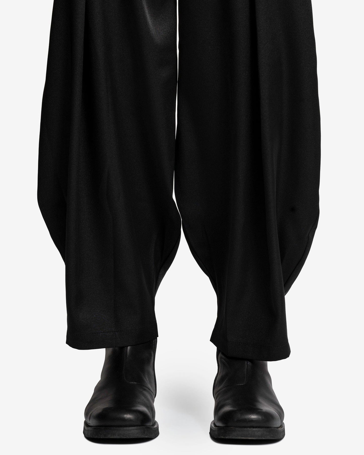 Edward Cuming Men's Pants Kickout Drape Trousers in Black