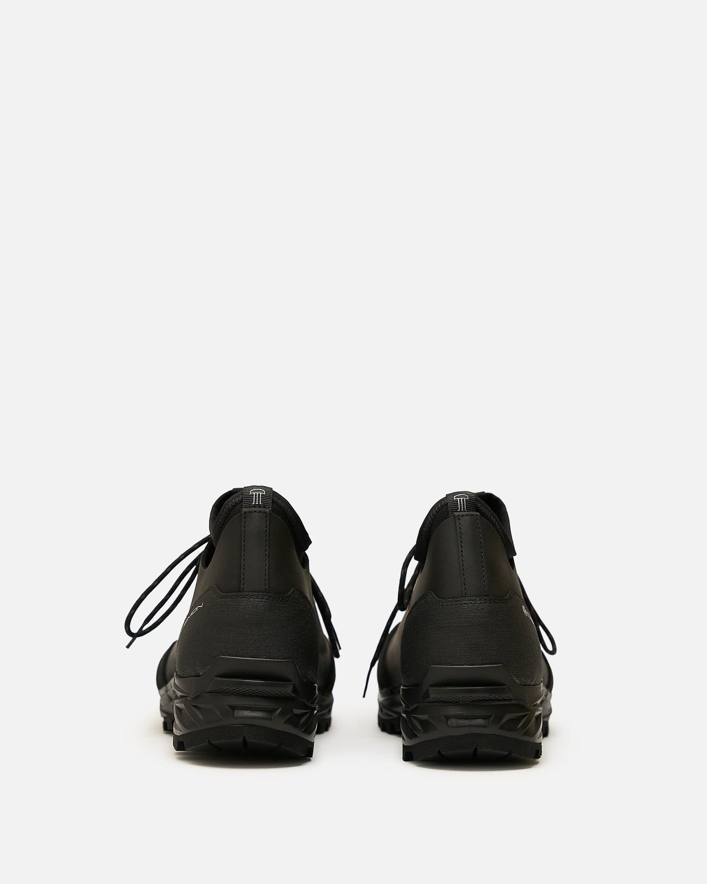 Demon Men's Shoes Kresta Gaiter in Black