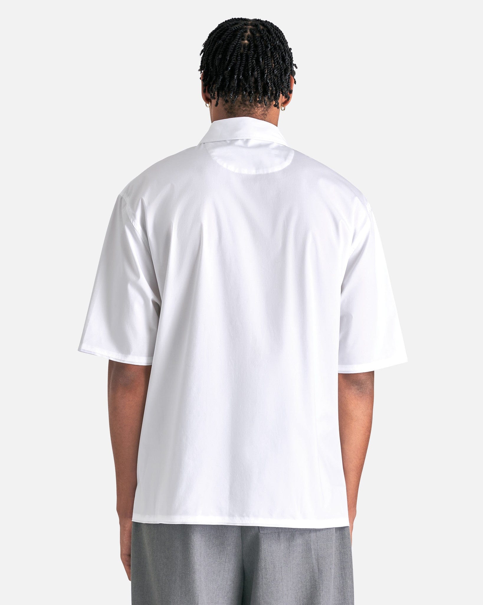 Jacquemus Men's Shirts La Chemise Cabri in Black/White Organic Statu