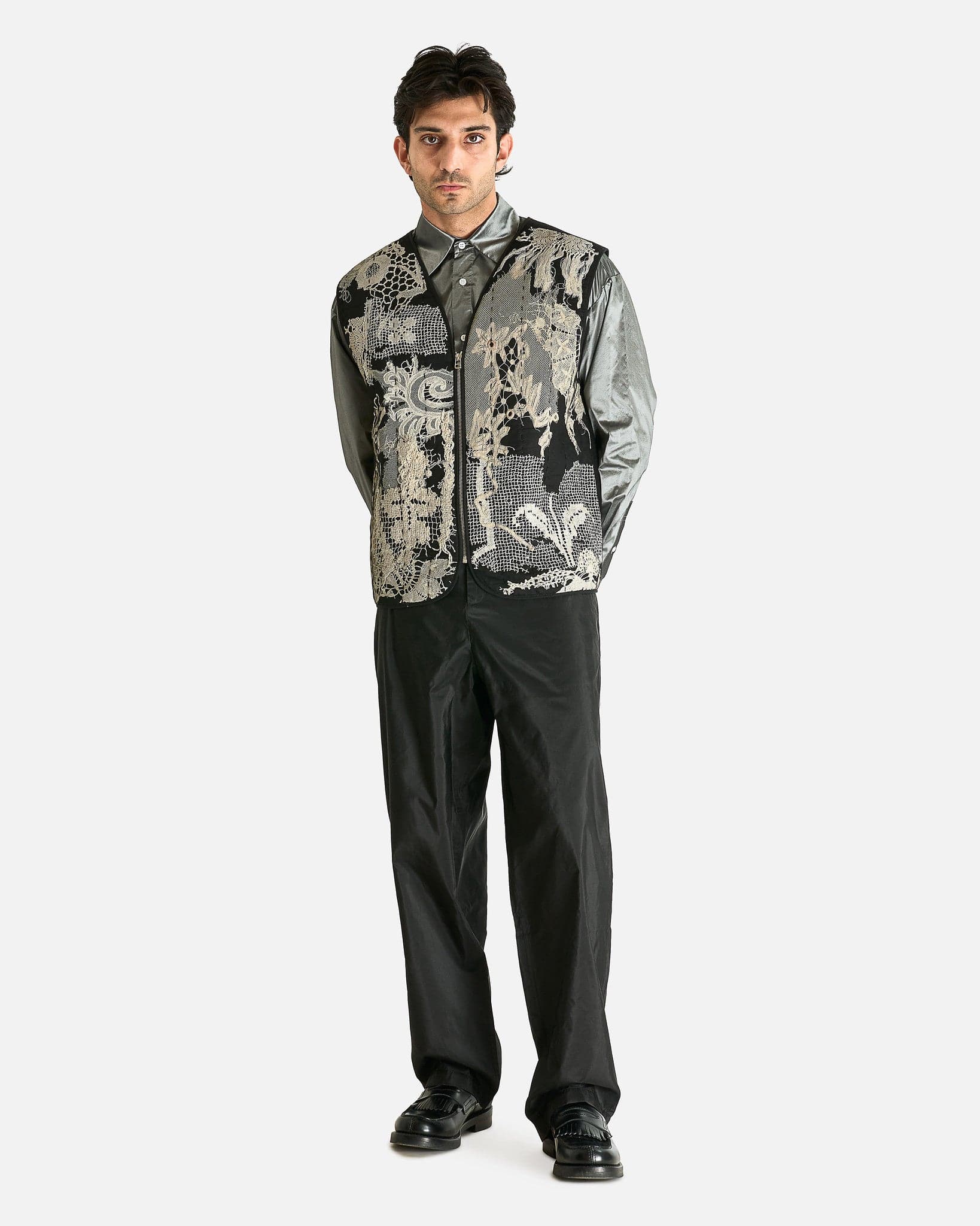 AUBERO Men's Tops M Lace Preservation Vest in Black/Ivory