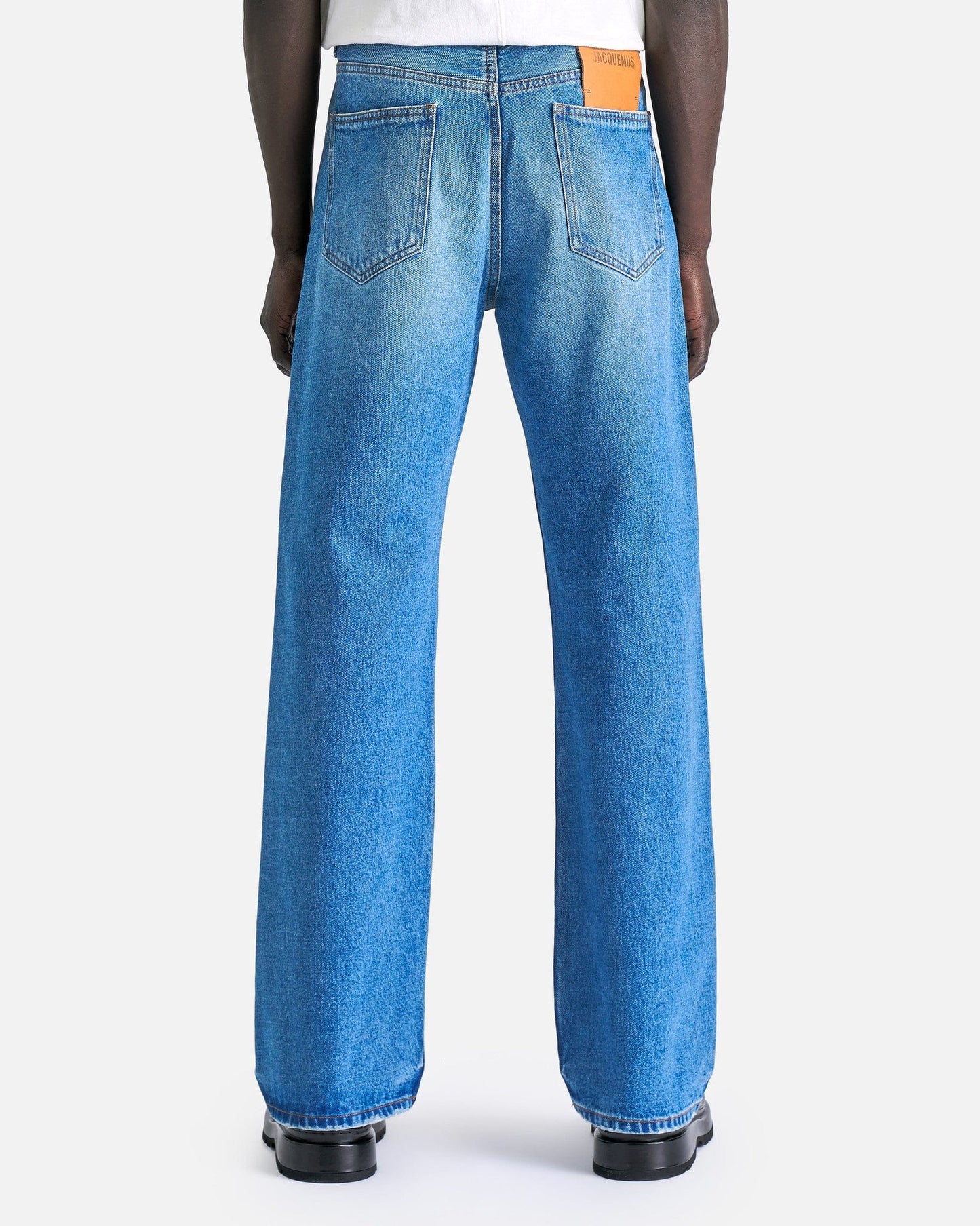 Jacquemus Men's Jeans Le De Nimes Droit in Blue/Tabac 2