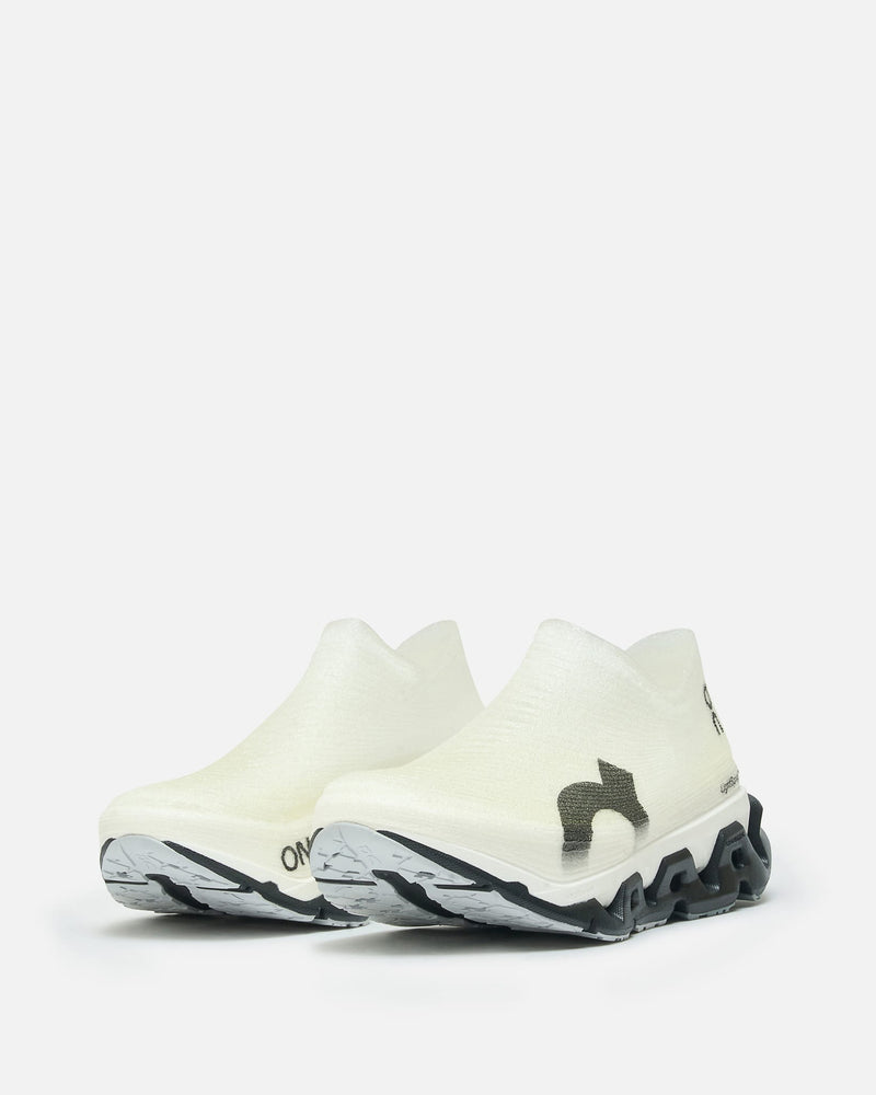 On Men's Sneakers LightSpray Cloudmonster 3 Hyper in Black/Apollo