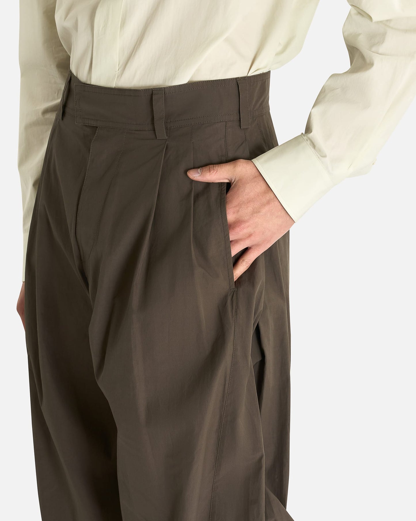 The Row Men's Pants Malou Pant in Cedar Brown