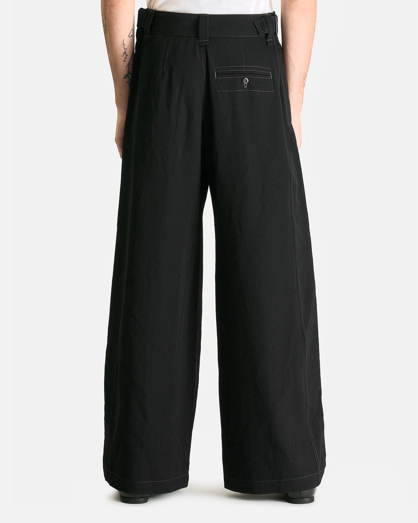 LEMAIRE Men's Pants Maxi Utility Pants in Black