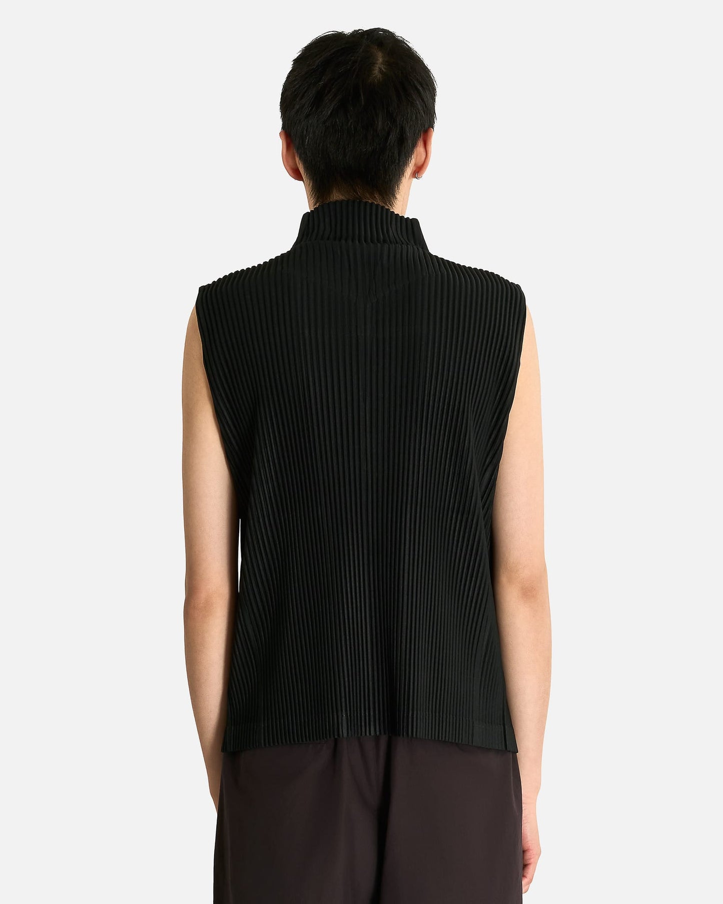 Homme Plissé Issey Miyake Men's Tops MC April Vest in Black