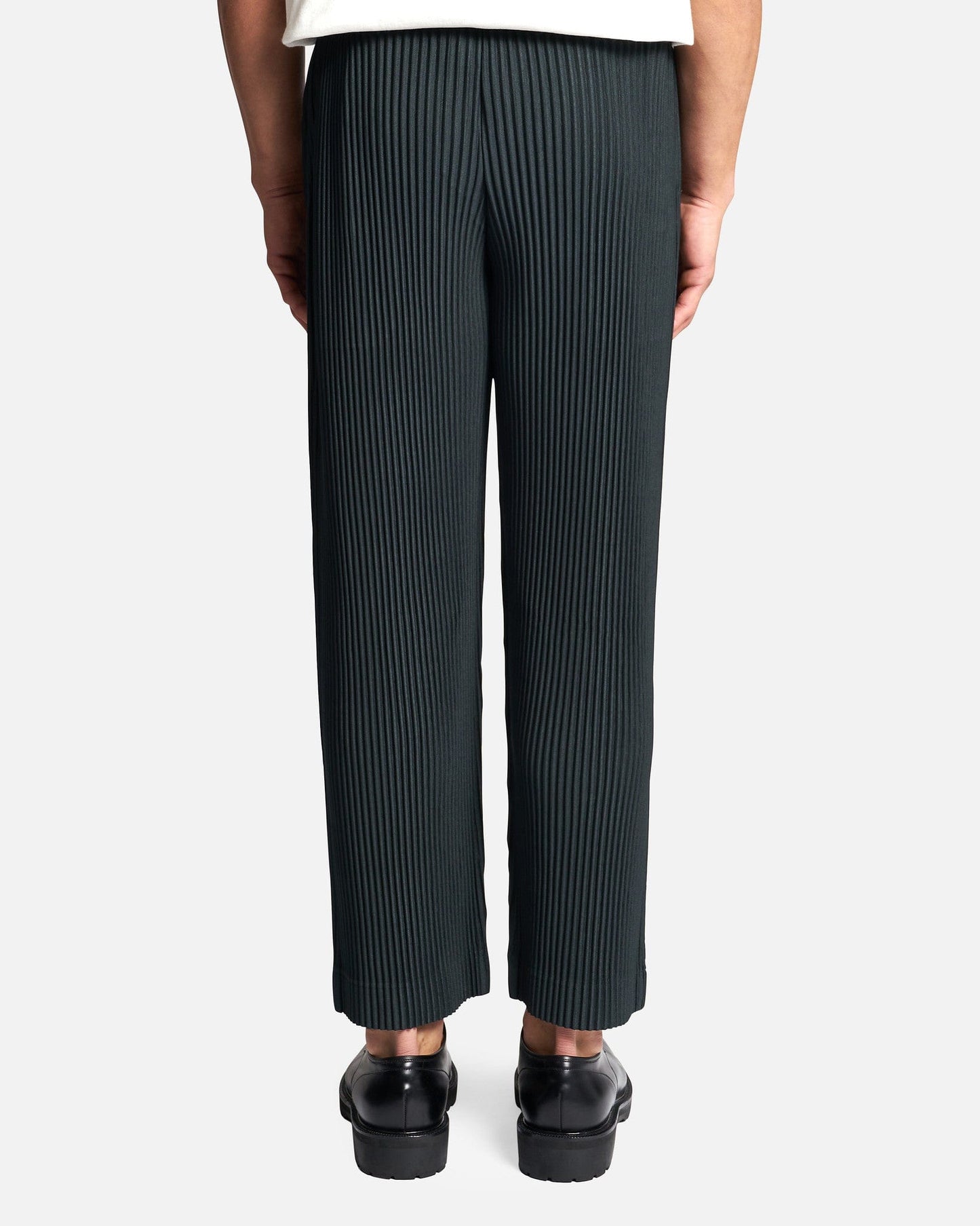 Homme Plissé Issey Miyake Men's Pants MC August Pleated Trousers in Dark Green