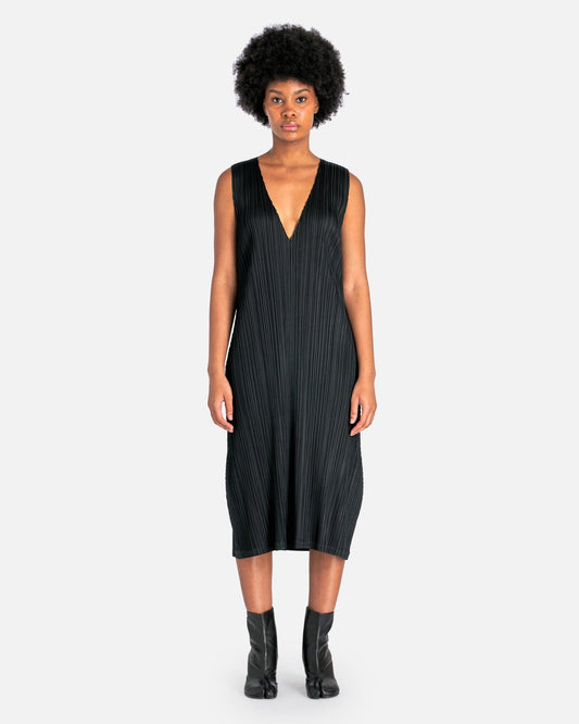 Pleats Please Issey Miyake Women Dresses MC December Dress in Black