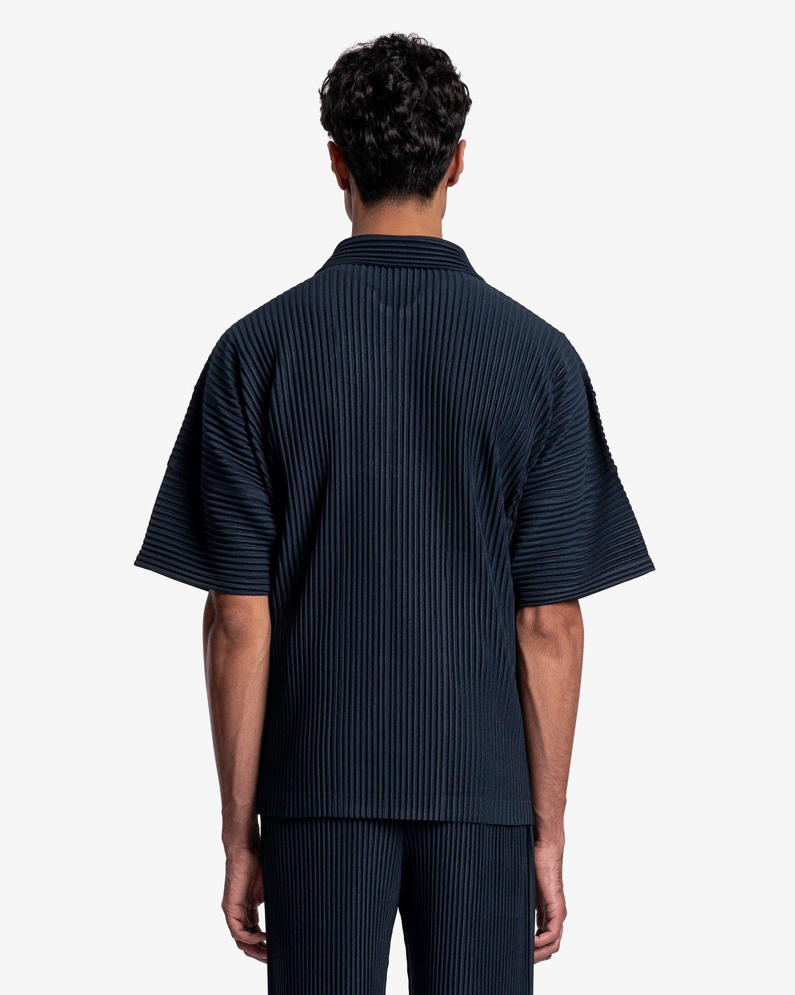 Homme Plissé Issey Miyake Men's Shirts MC May Shirt in Deep Indigo