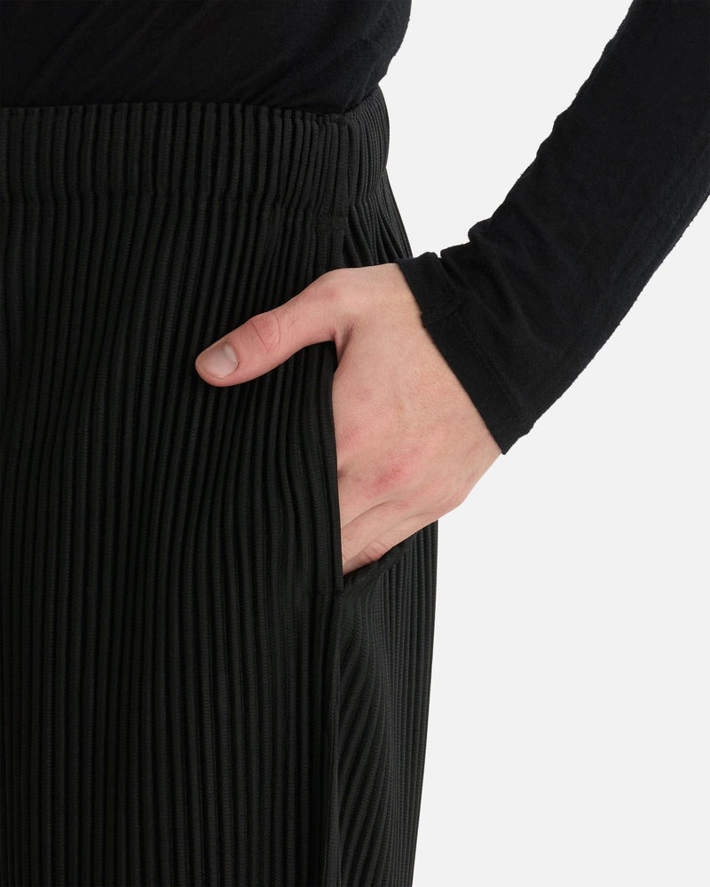 Homme Plissé Issey Miyake Men's Pants MC September Pants in Black