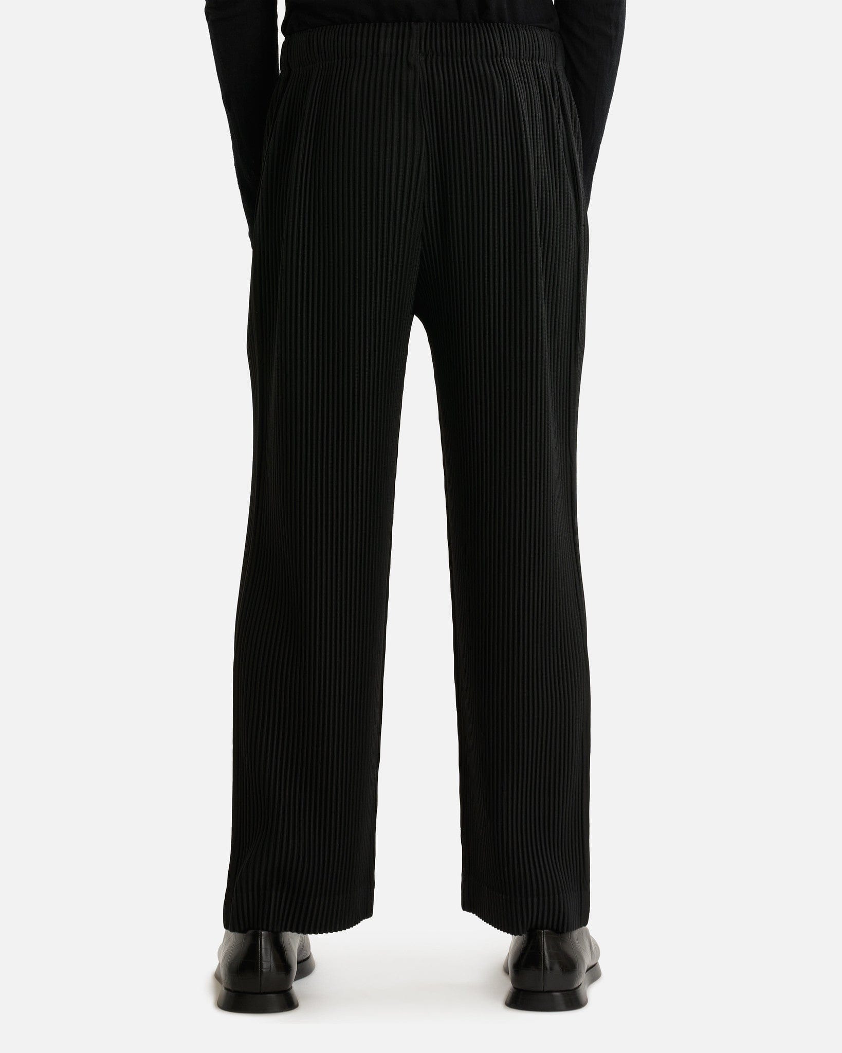 Homme Plissé Issey Miyake Men's Pants MC September Pants in Black